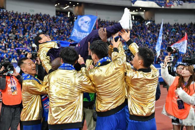 石油杯赛制-马德兴：申花胜在战术成功 吴金贵为国产教练提气